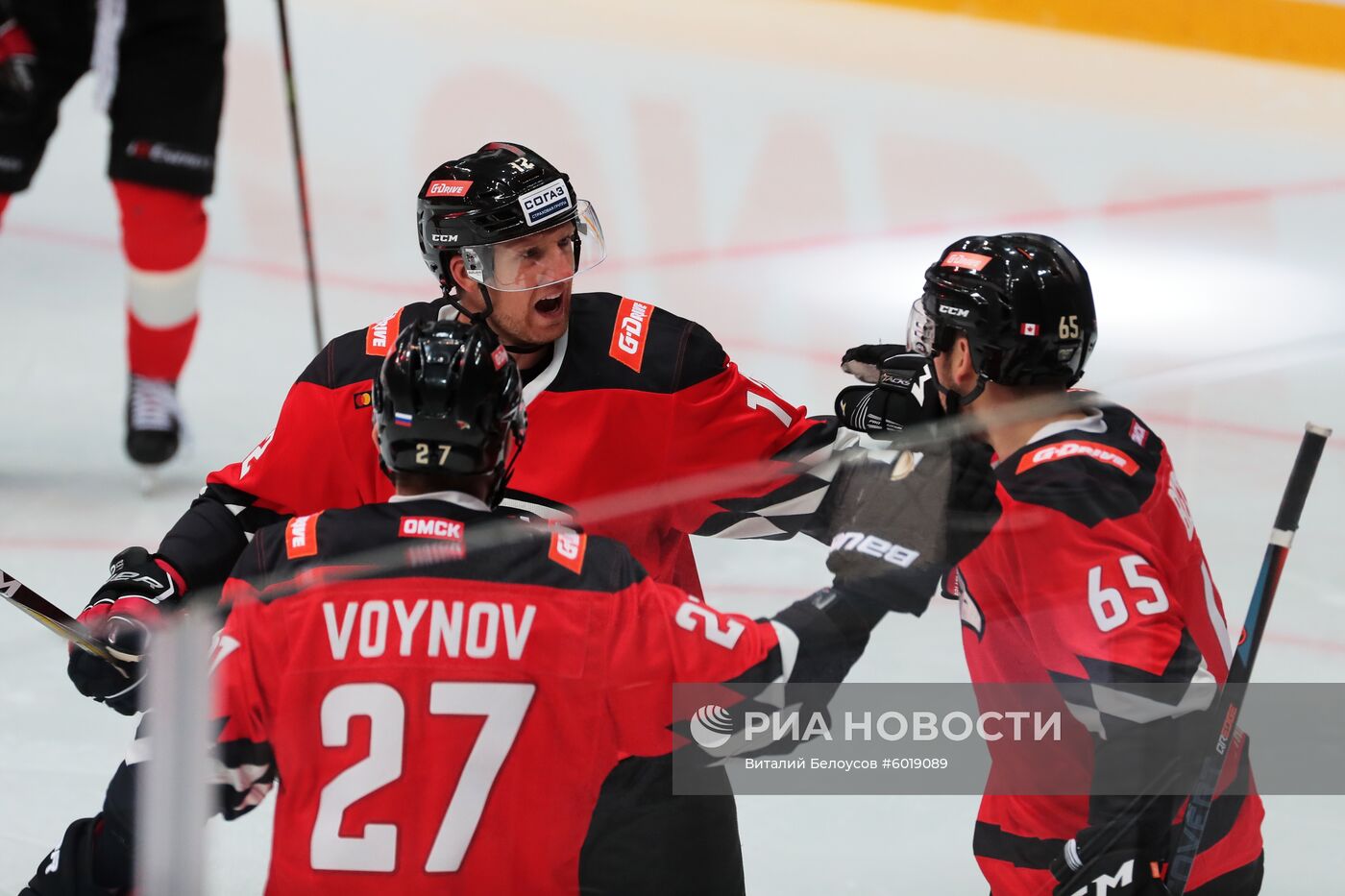 Хоккей. КХЛ. Матч "Авангард" - "Куньлунь"