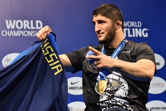 Вольная борьба. Чемпионат мира. Мужчины