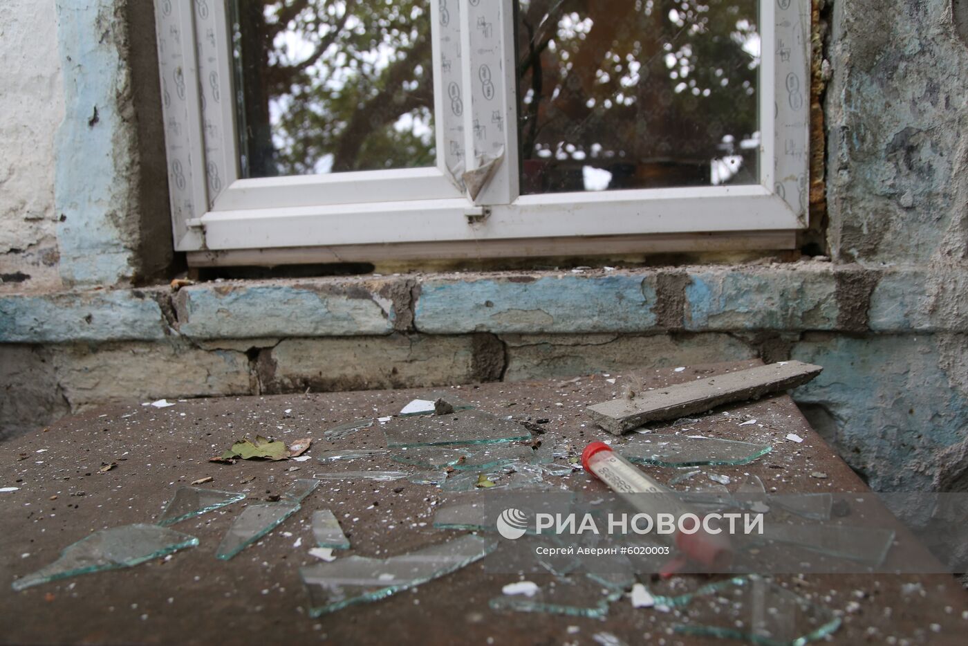 Последствия обстрела в Донецкой области