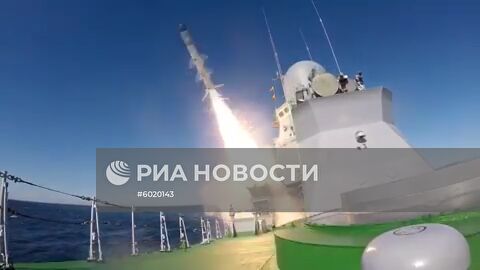 Первый пуск крылатой ракеты Х-35 "Уран" с корабля "Смерч"