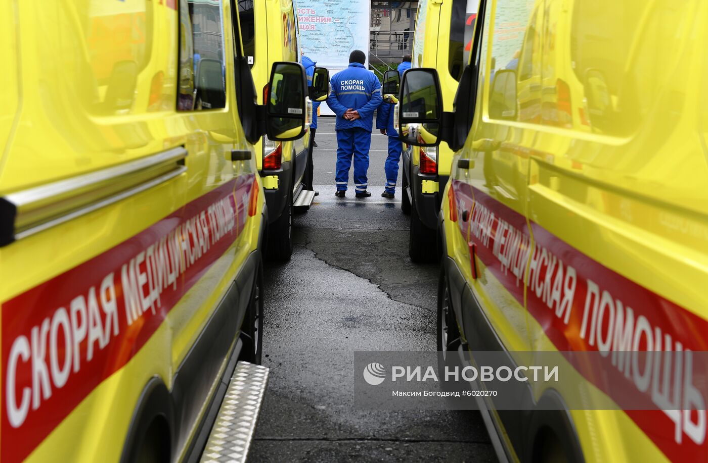 Вручение машин скорой помощи учреждениям здравоохранения Татарстана