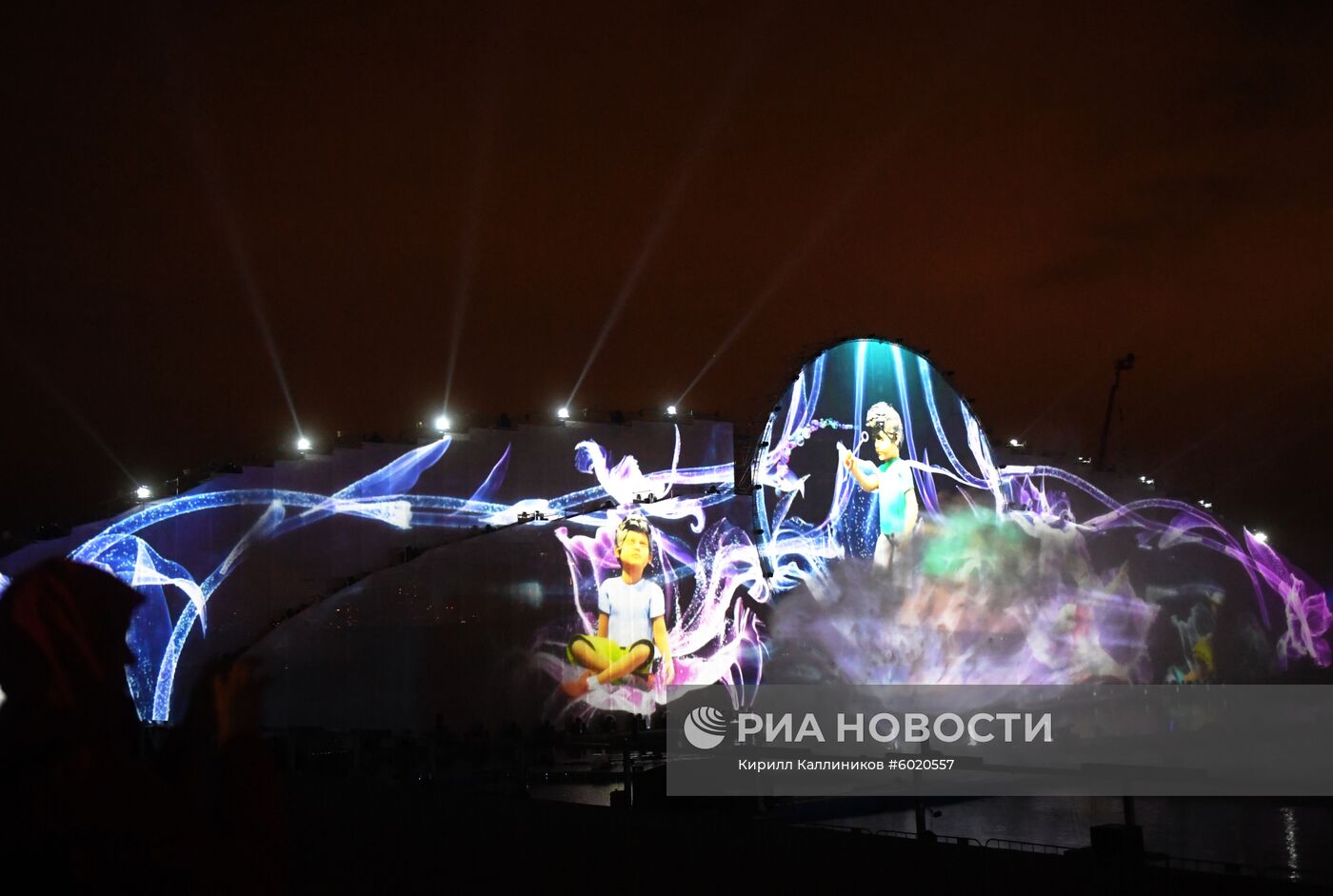 Закрытие фестиваля "Круг света"