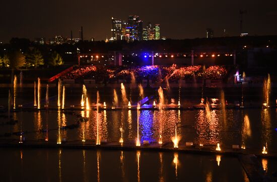 Закрытие фестиваля "Круг света"