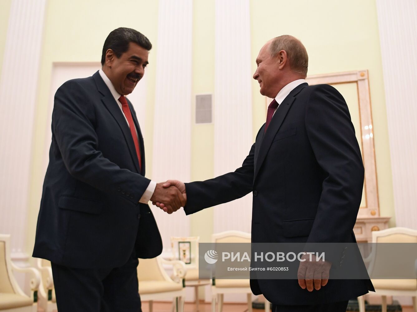 Встреча президента РФ В. Путина с  президентом Венесуэлы Н. Мадуро