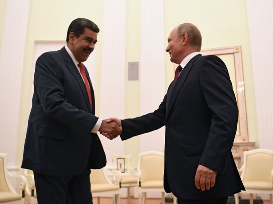 Встреча президента РФ В. Путина с  президентом Венесуэлы Н. Мадуро