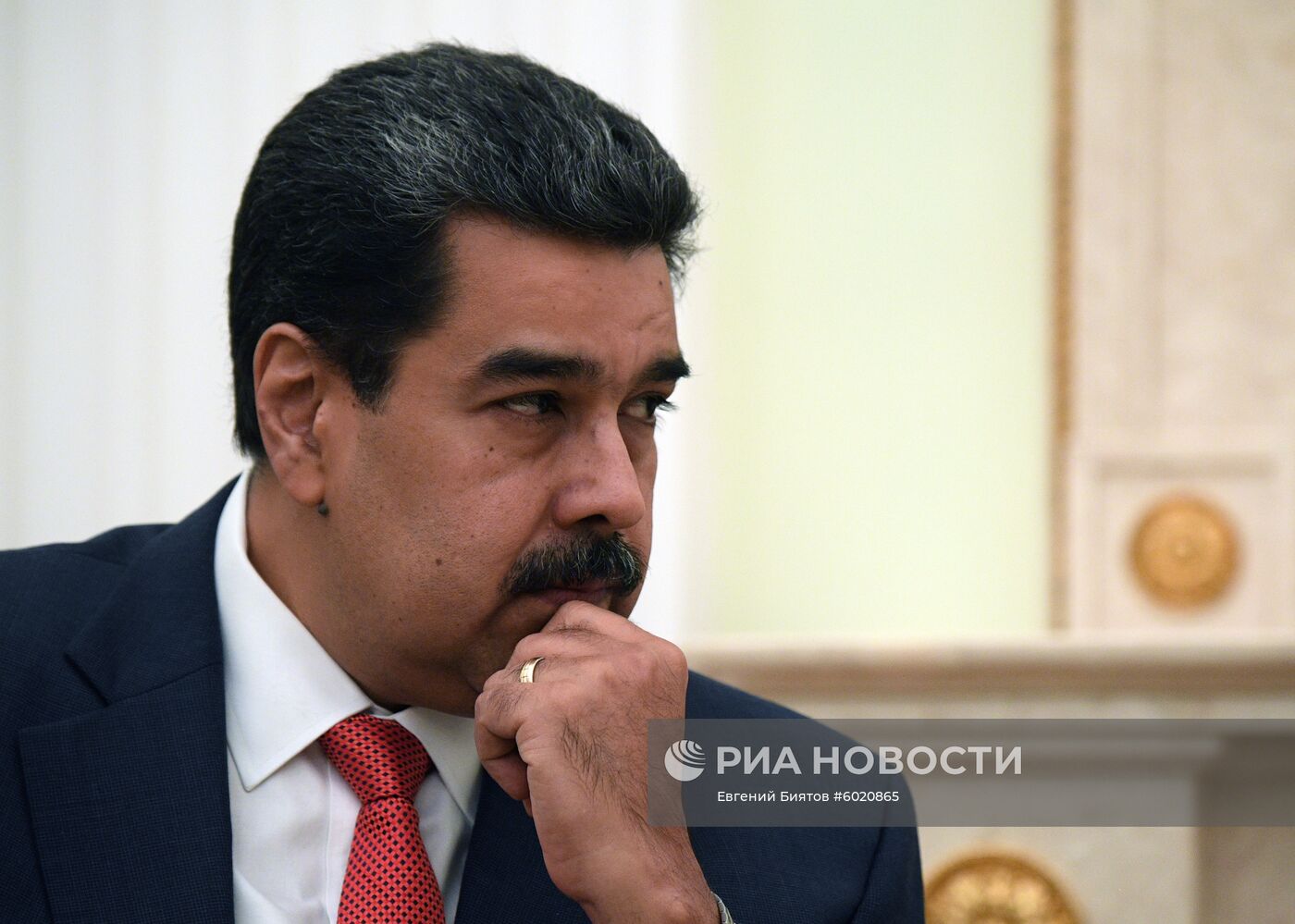 Встреча президента РФ В. Путина с  президентом Венесуэлы Н. Мадуро