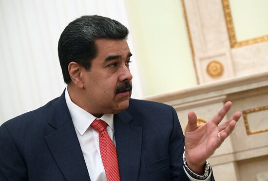 Встреча президента РФ В. Путина с  президентом Венесуэлы Н. Мадуро