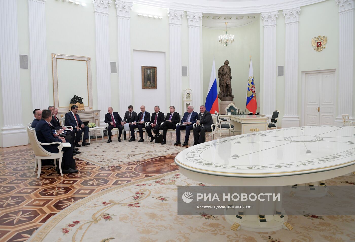 Встреча президента РФ В. Путина с  президентом Венесуэлы Н. Мадуро