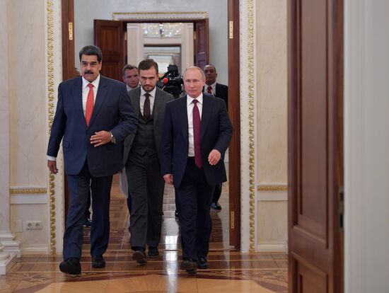 Встреча президента РФ В. Путина с  президентом Венесуэлы Н. Мадуро