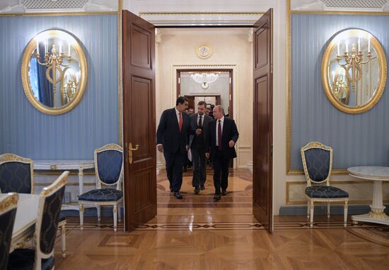 Встреча президента РФ В. Путина с  президентом Венесуэлы Н. Мадуро