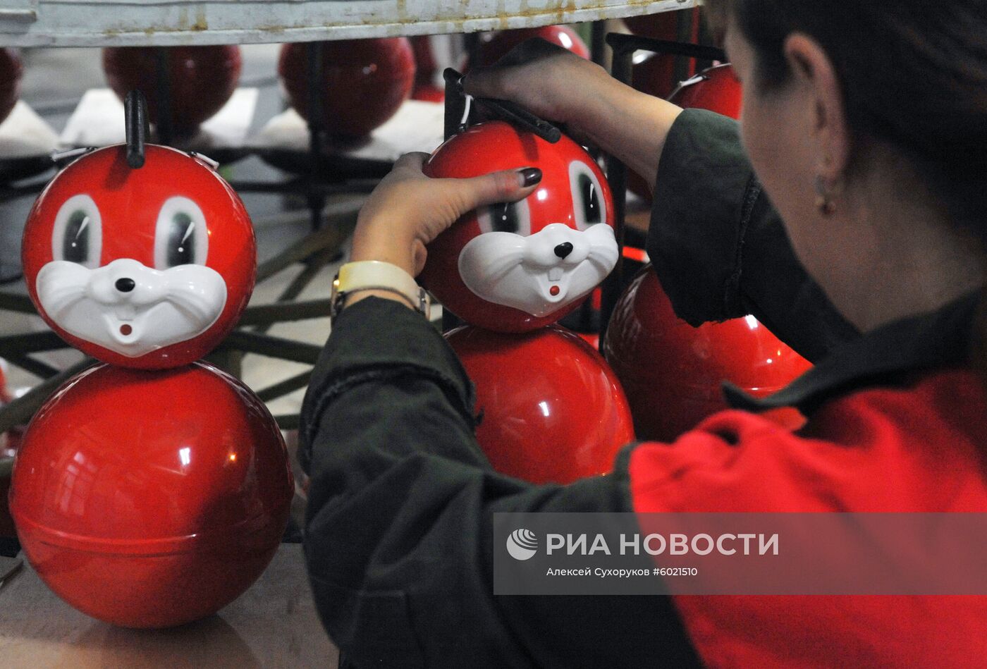 Производство кукол-неваляшек в Котовске