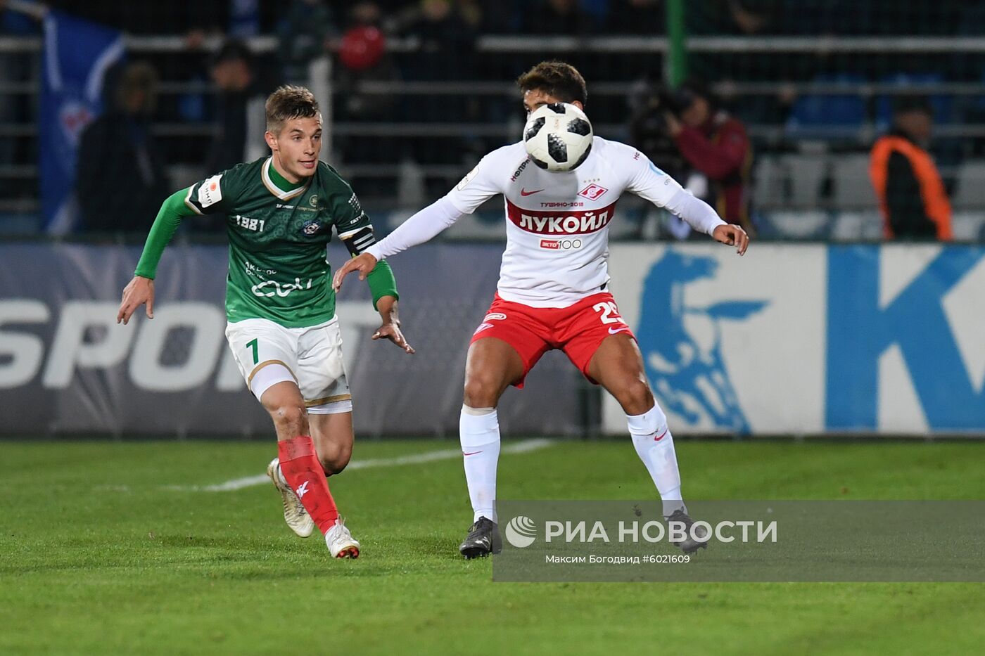 Футбол. Кубок России. Матч "КАМАЗ" - "Спартак"