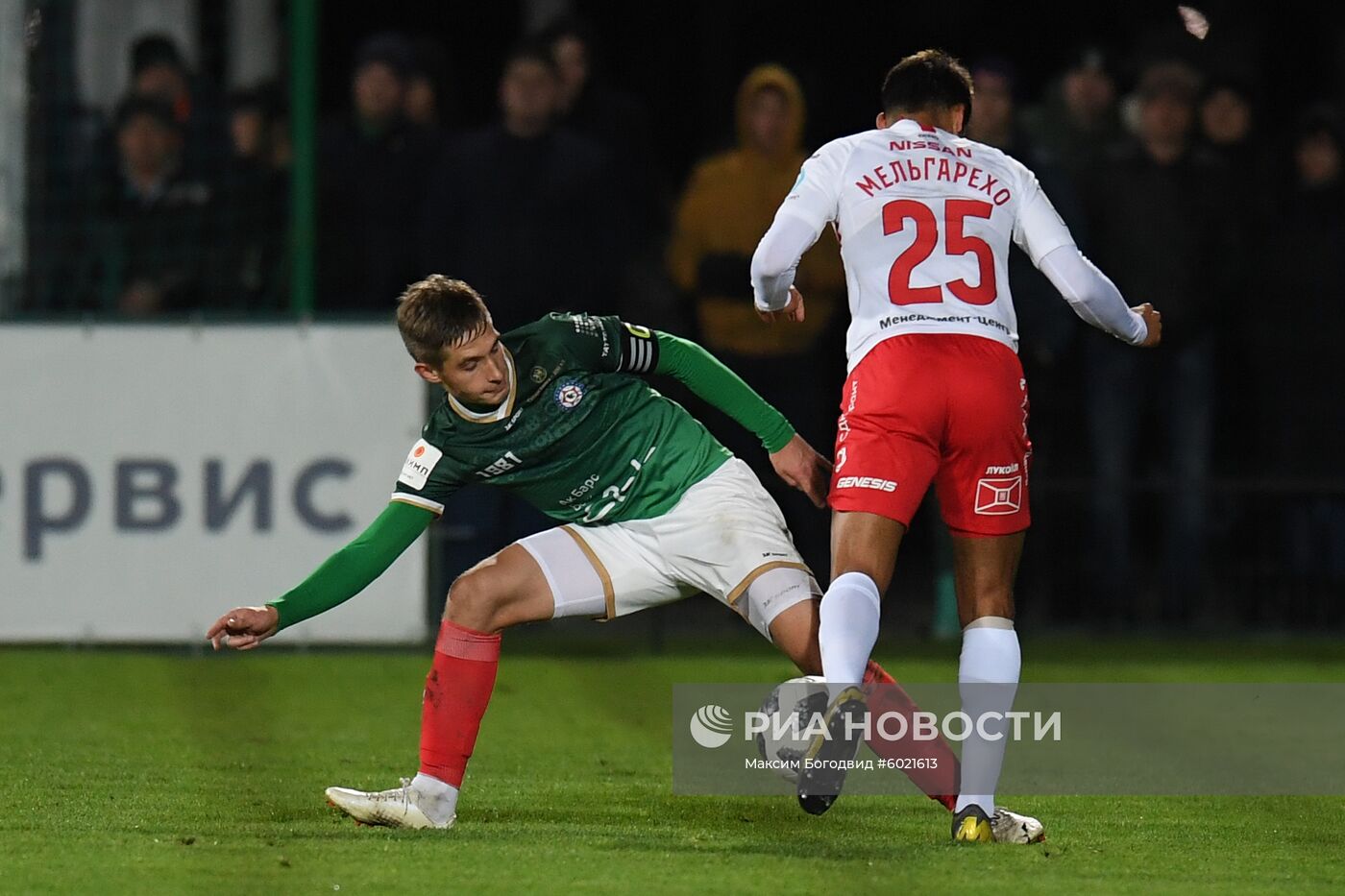 Футбол. Кубок России. Матч "КАМАЗ" - "Спартак"