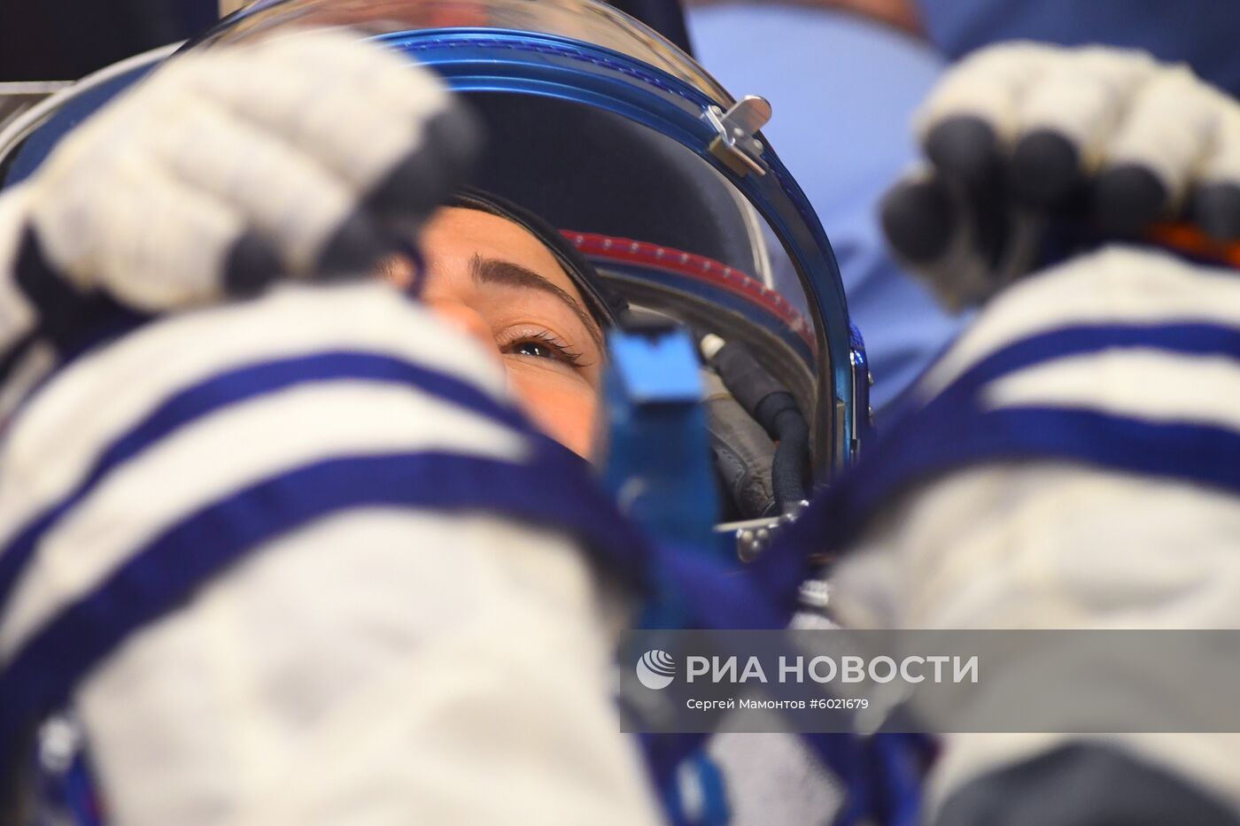 Пуск РН "Союз-ФГ" с ТПК "Союз МС-15"