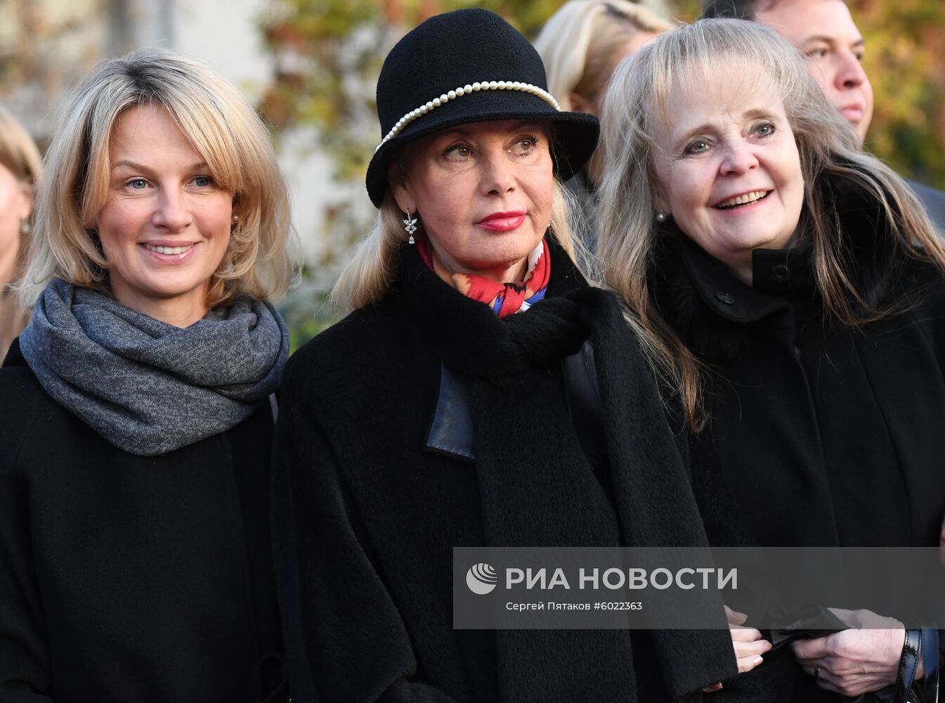 Открытие памятника писателю Льву Толстому