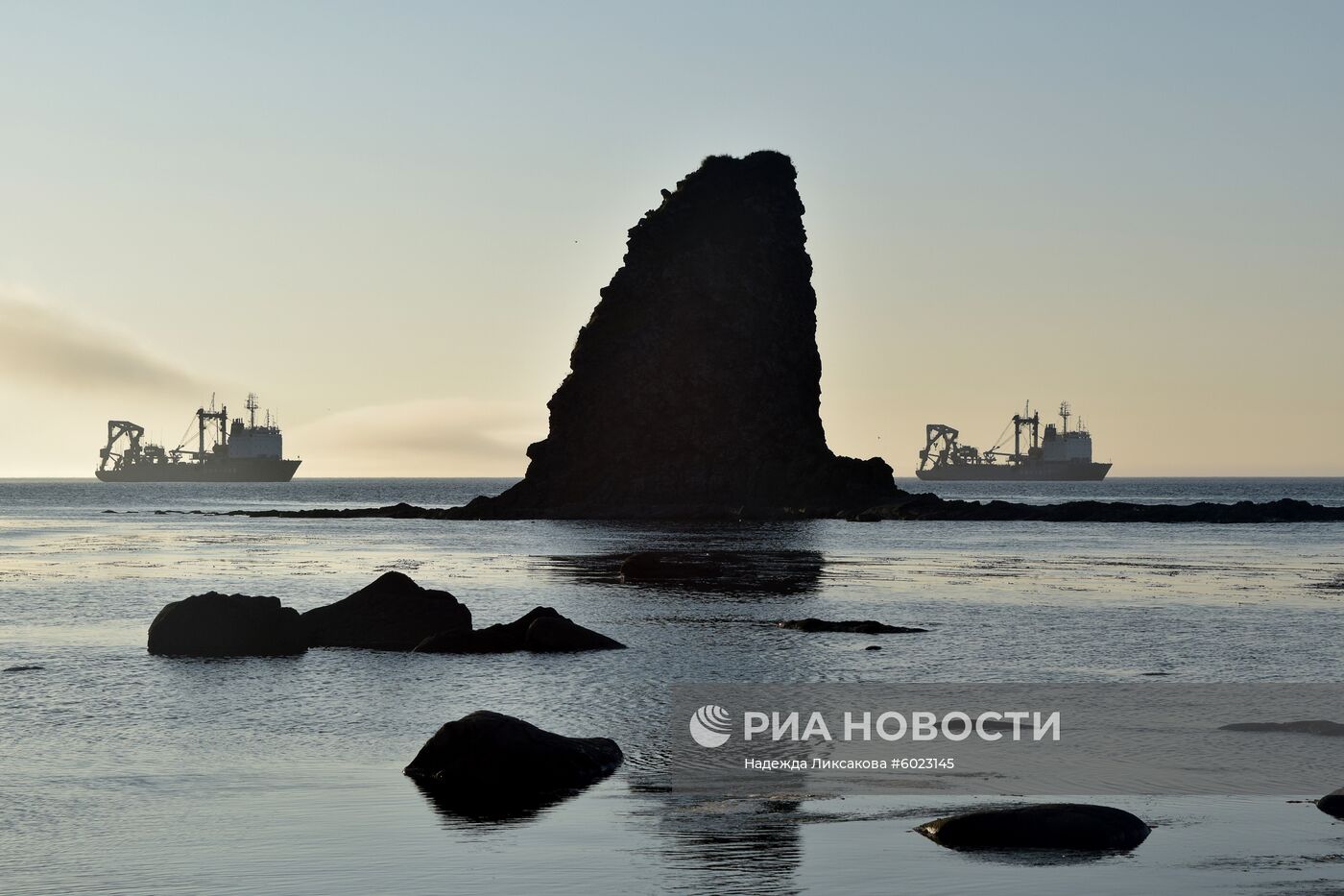 Курильские острова Уруп и Итуруп