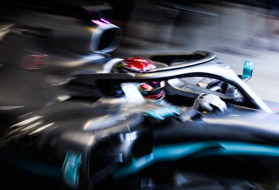 Автоспорт. Формула 1. ВТБ Гран-при России. Свободные заезды. Вторая сессия