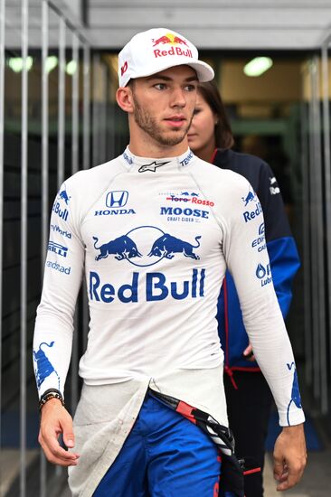 Автоспорт. Формула 1. ВТБ Гран-при России. Свободные заезды. Вторая сессия