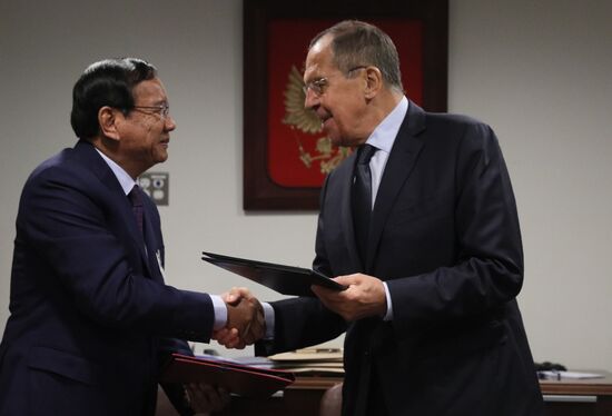 74-я сессия Генеральной Ассамблеи ООН в Нью-Йорке. День четвертый 