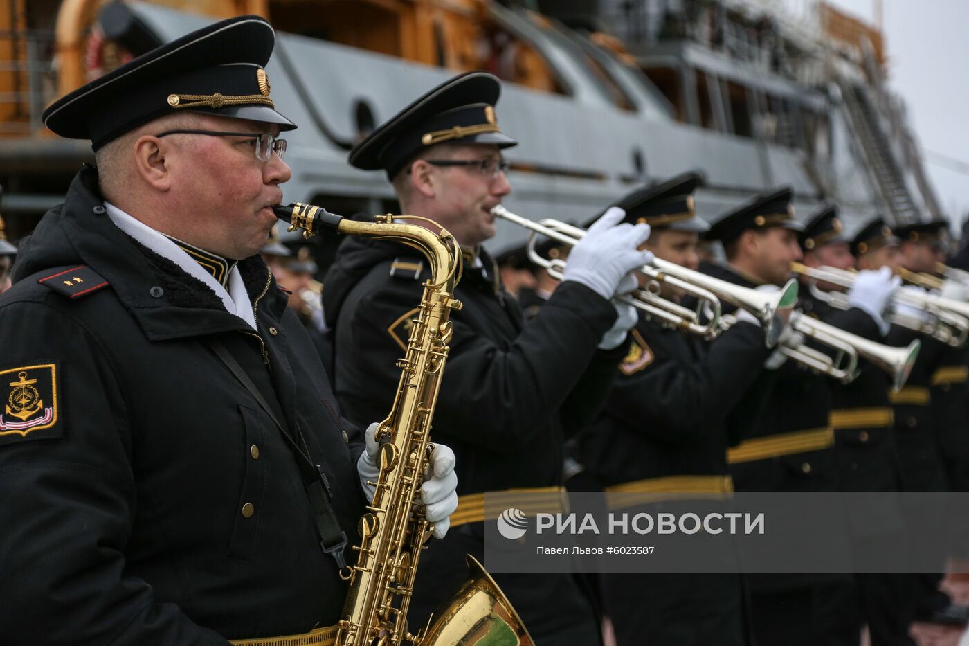 Возвращение буксира "Алтай" из экспедиции Северного флота РФ на Землю Франца-Иосифа