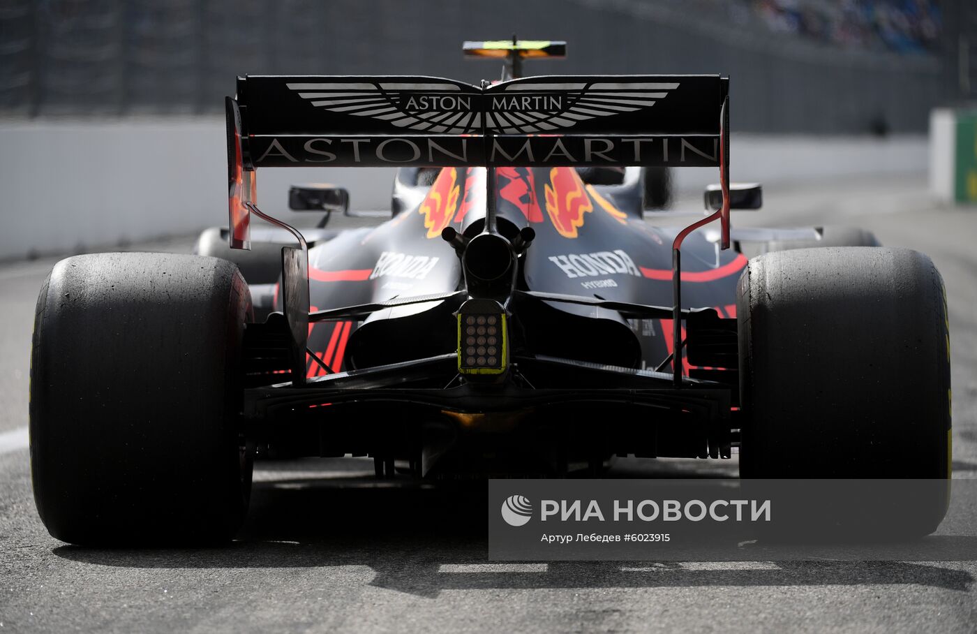 Автоспорт. Формула 1. ВТБ Гран-при России. Свободные заезды. Третия сессия