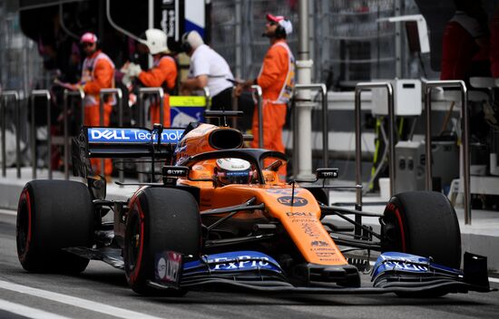 Автоспорт. Формула 1. ВТБ Гран-при России. Свободные заезды. Третия сессия