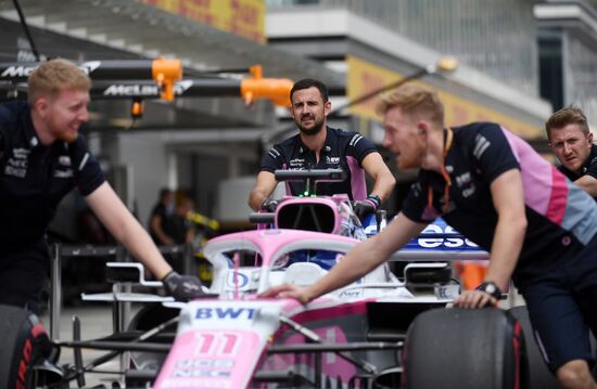 Автоспорт. Формула 1. ВТБ Гран-при России. Свободные заезды. Третия сессия