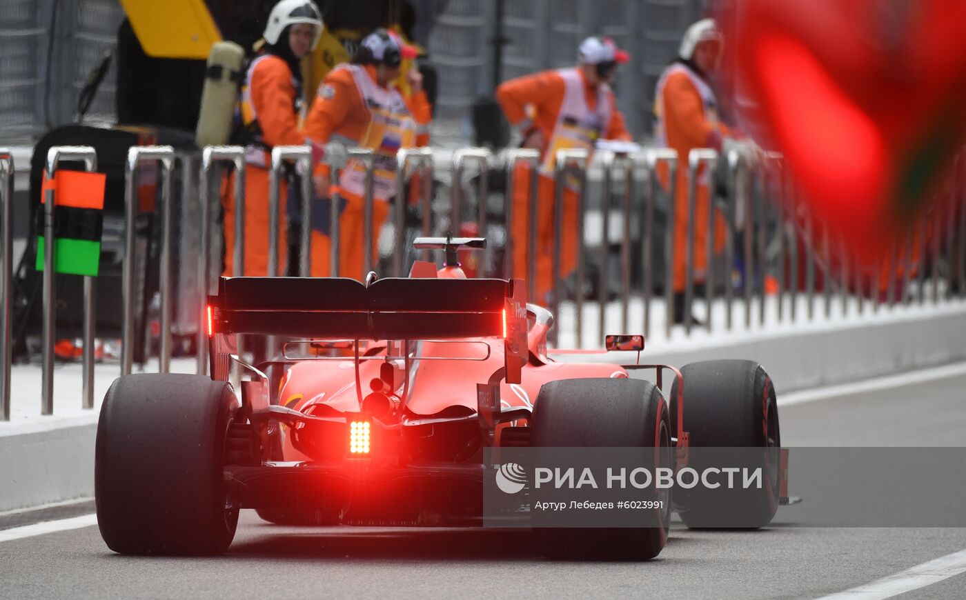 Автоспорт. Формула 1. ВТБ Гран-при России. Свободные заезды. Третия сессия