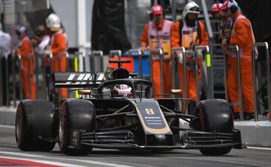 Автоспорт. Формула 1. ВТБ Гран-при России. Свободные заезды. Третия сессия