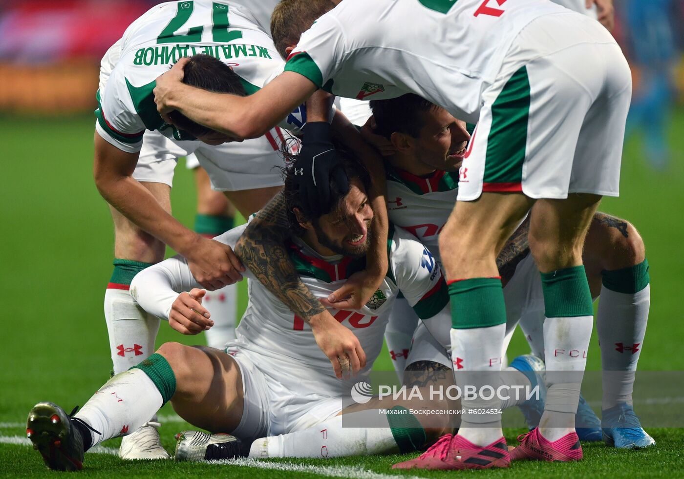 Футбол. РПЛ. Матч "Локомотив" - "Зенит"