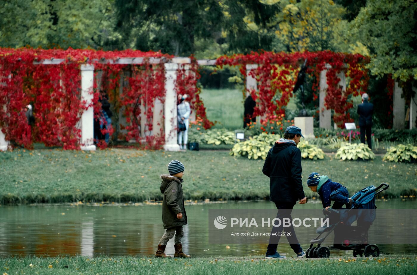 Осень в дворцово-парковом ансамбле "Ораниенбаум"