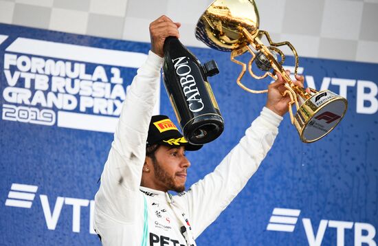 Автоспорт. Формула 1. ВТБ Гран-при России. Гонка