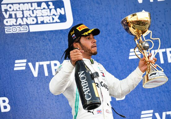 Автоспорт. Формула 1. ВТБ Гран-при России. Гонка