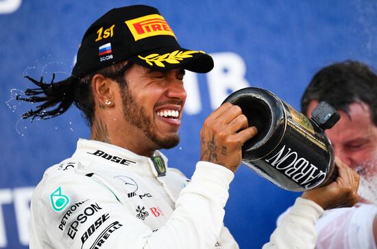 Автоспорт. Формула 1. ВТБ Гран-при России. Гонка