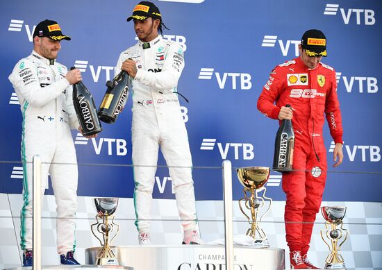 Автоспорт. Формула 1. ВТБ Гран-при России. Гонка