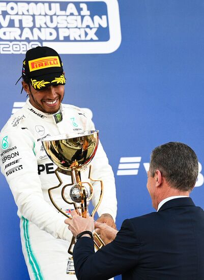 Автоспорт. Формула 1. ВТБ Гран-при России. Гонка