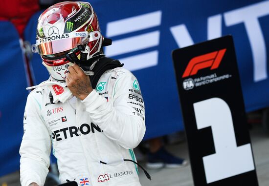 Автоспорт. Формула 1. ВТБ Гран-при России. Гонка