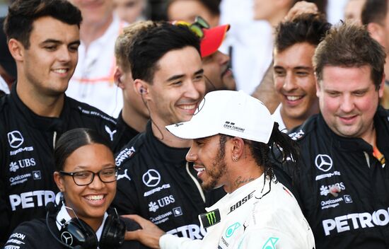 Автоспорт. Формула 1. ВТБ Гран-при России. Гонка