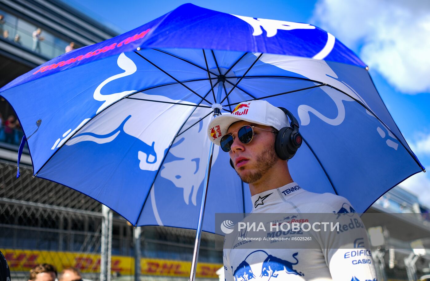 Автоспорт. Формула 1. ВТБ Гран-при России. Гонка