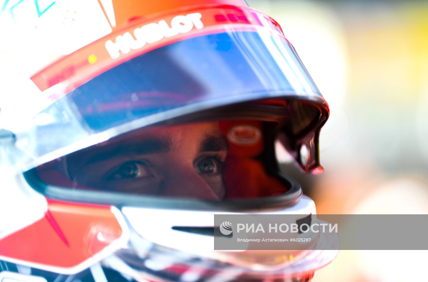 Автоспорт. Формула 1. ВТБ Гран-при России. Гонка