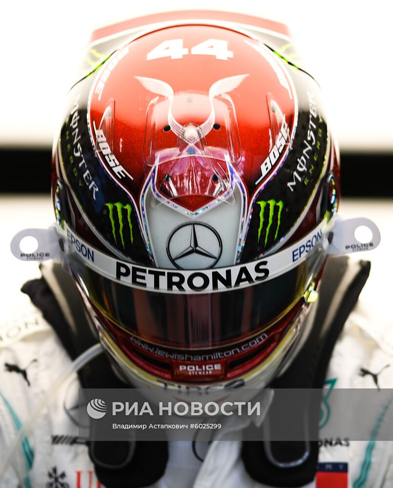 Автоспорт. Формула 1. ВТБ Гран-при России. Гонка