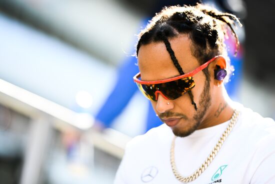 Автоспорт. Формула 1. ВТБ Гран-при России. Гонка