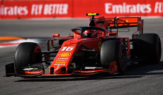 Автоспорт. Формула 1. ВТБ Гран-при России. Гонка