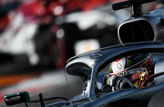 Автоспорт. Формула 1. ВТБ Гран-при России. Гонка