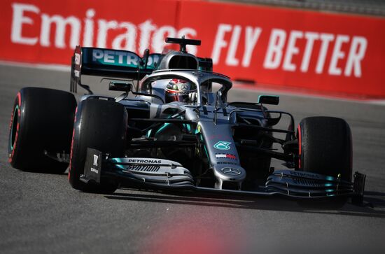 Автоспорт. Формула 1. ВТБ Гран-при России. Гонка