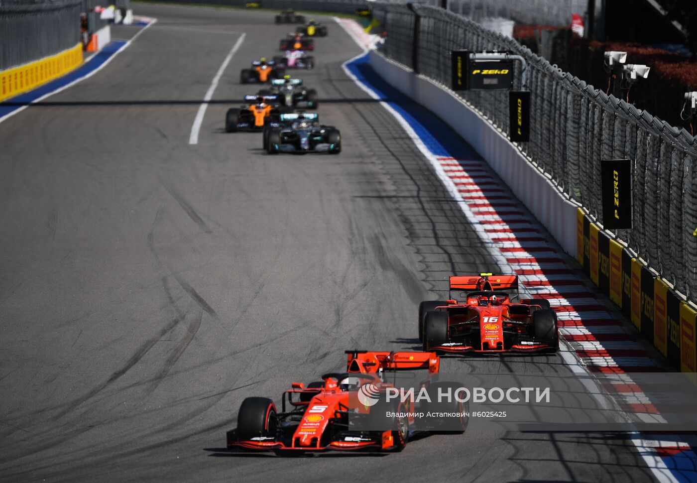 Автоспорт. Формула 1. ВТБ Гран-при России. Гонка