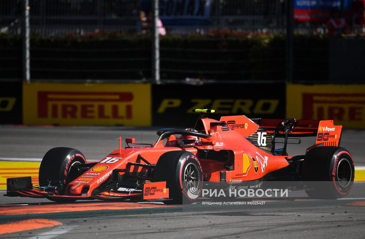 Автоспорт. Формула 1. ВТБ Гран-при России. Гонка