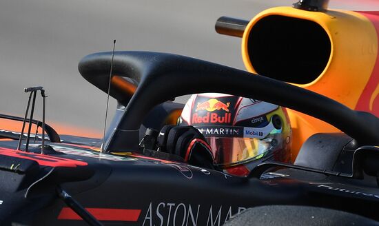 Автоспорт. Формула 1. ВТБ Гран-при России. Гонка