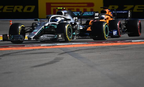 Автоспорт. Формула 1. ВТБ Гран-при России. Гонка