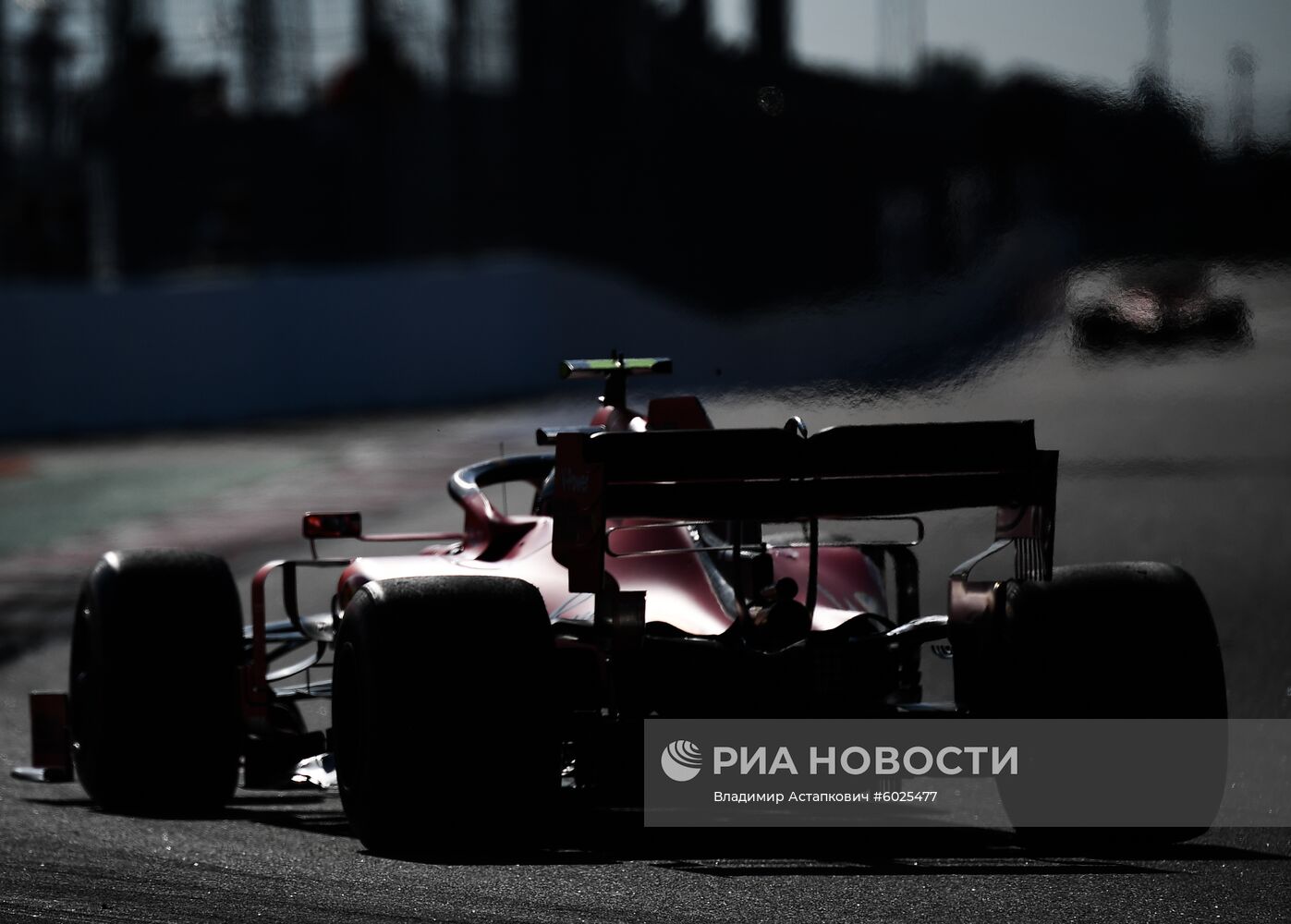 Автоспорт. Формула 1. ВТБ Гран-при России. Гонка